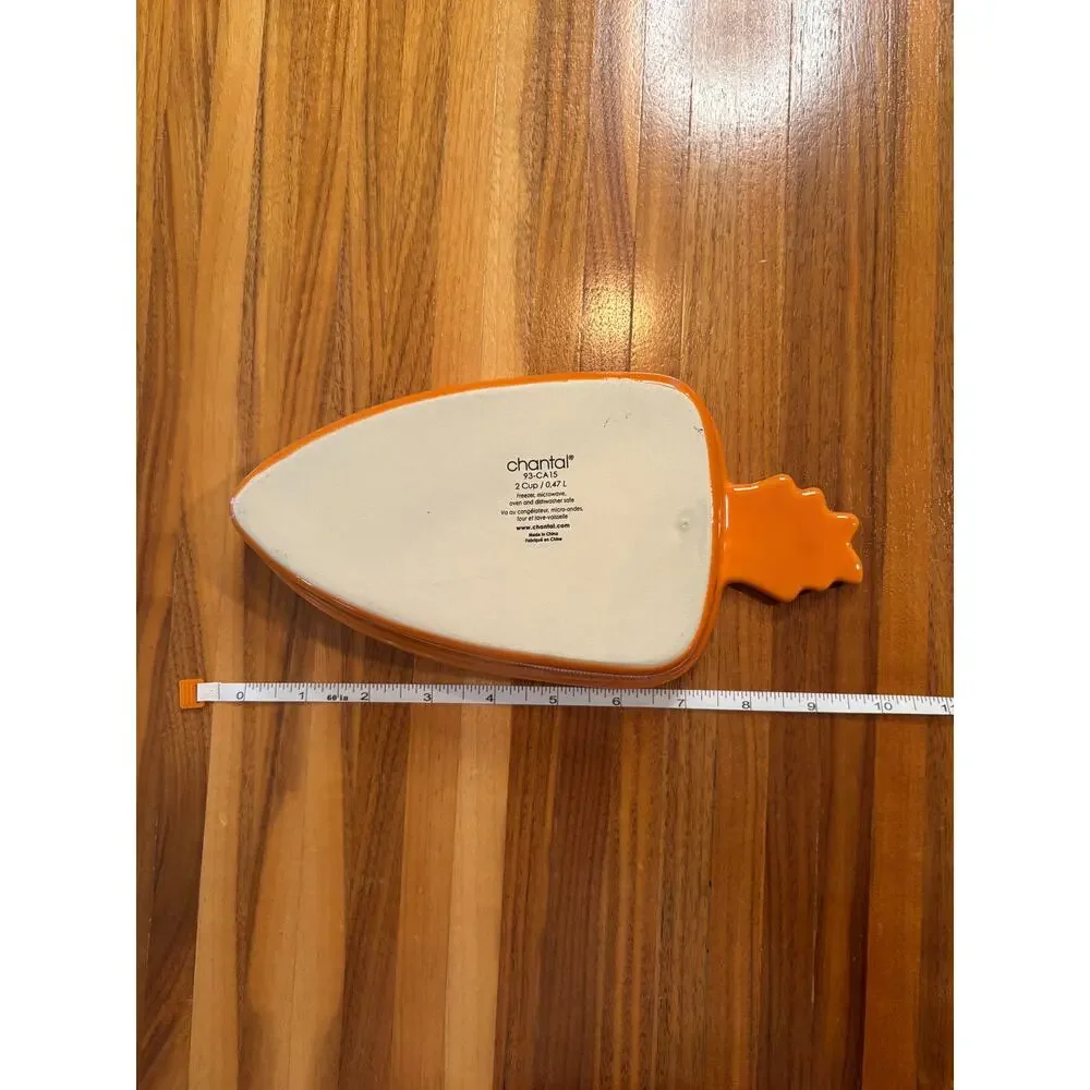 Chantal Orange Carrot-Shaped Bakeware Dish – 2 Cup